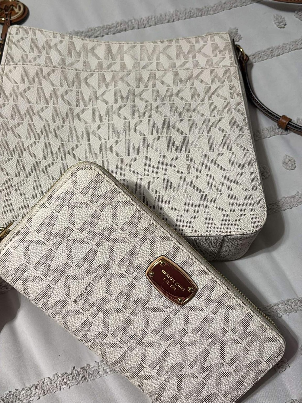 Michael Kors Signature Beige and Gold Logo Crossbody and Zip Wallet Set